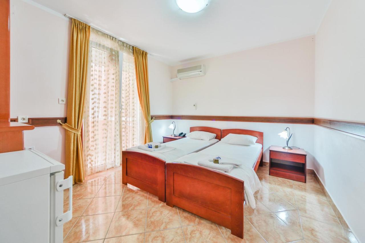 Garni Hotel Koral Budva Ngoại thất bức ảnh