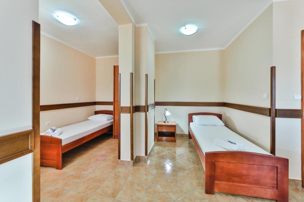 Garni Hotel Koral Budva Ngoại thất bức ảnh